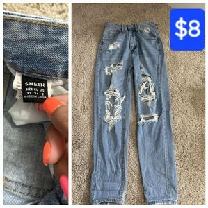 SHEIN Women's Blue Distressed Jeans